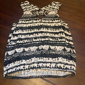 [2/$20] {Jessica Simpson} Tank with Cute Details